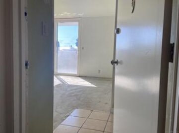 Terrific Newly Listed Horizon House Condominium Located at 1907 Robinson Avenue #309